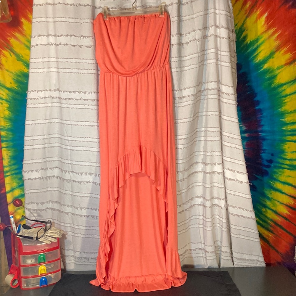 🕊️Charlotte Russe Strapless, High/Low dress